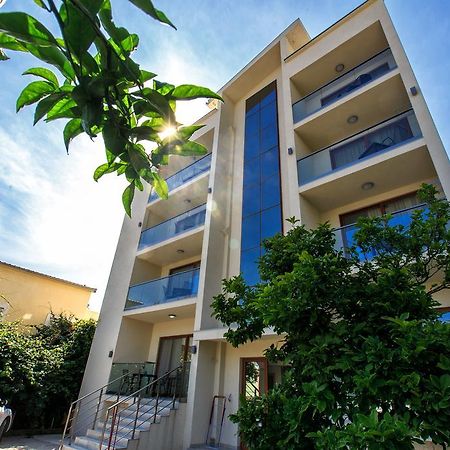 Apartments Matkovic Lux Sutomore Bagian luar foto