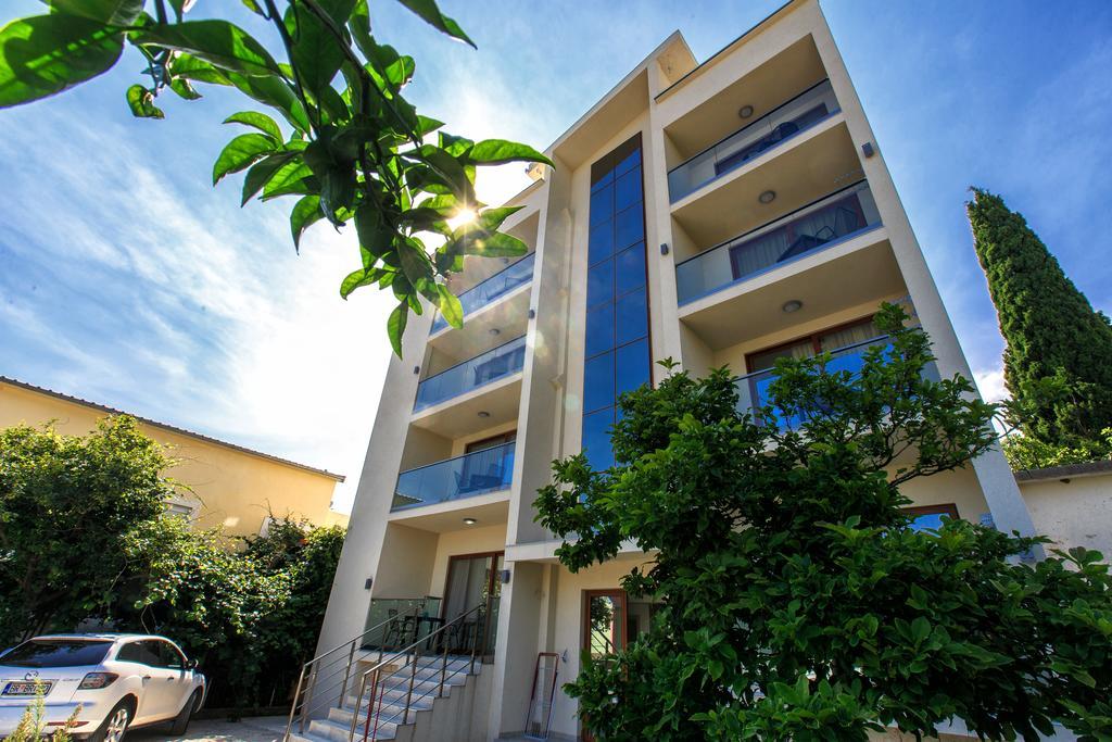Apartments Matkovic Lux Sutomore Bagian luar foto